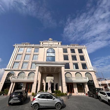 Hotel JSR Continental Dehradun Esterno foto